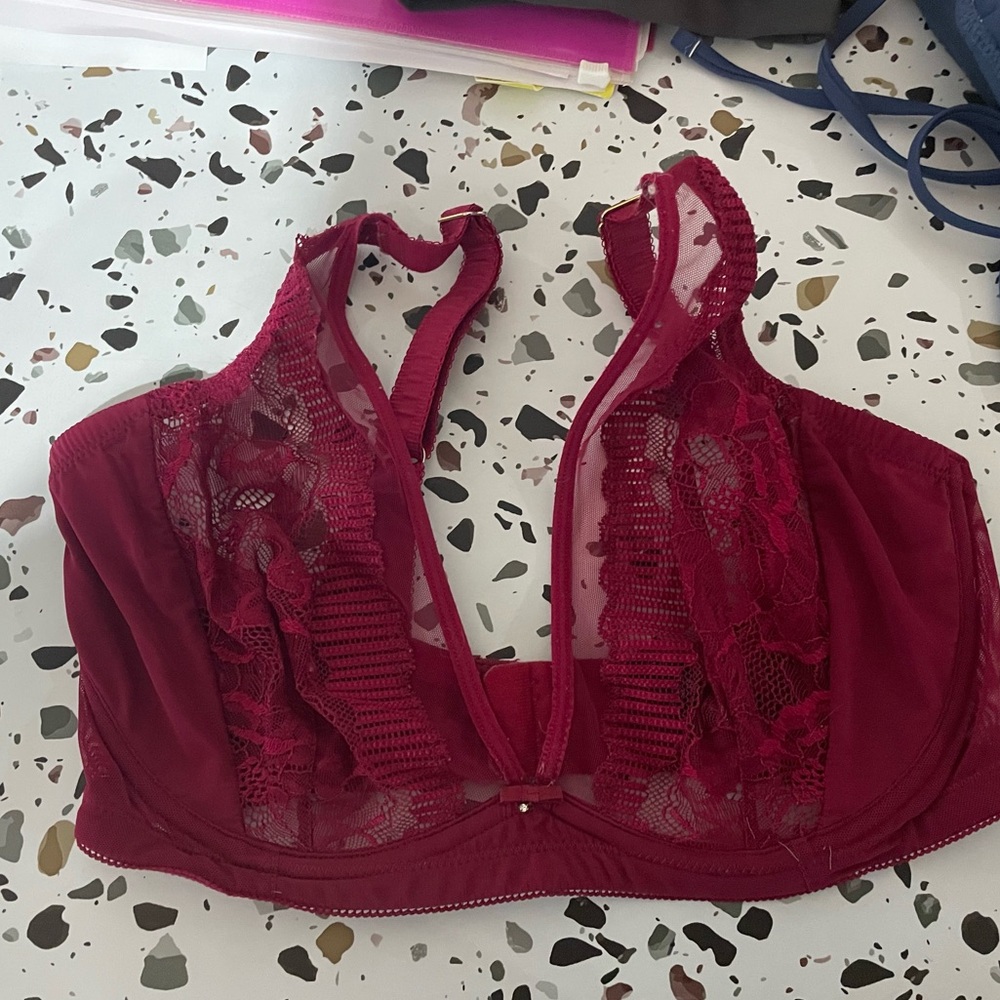 Elegant Lace Bralette in Deep Red